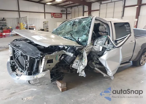 2016 Chevrolet Silverado 1500 1Lt из США, поврежденный, VIN 3GCPCREC5GG371027